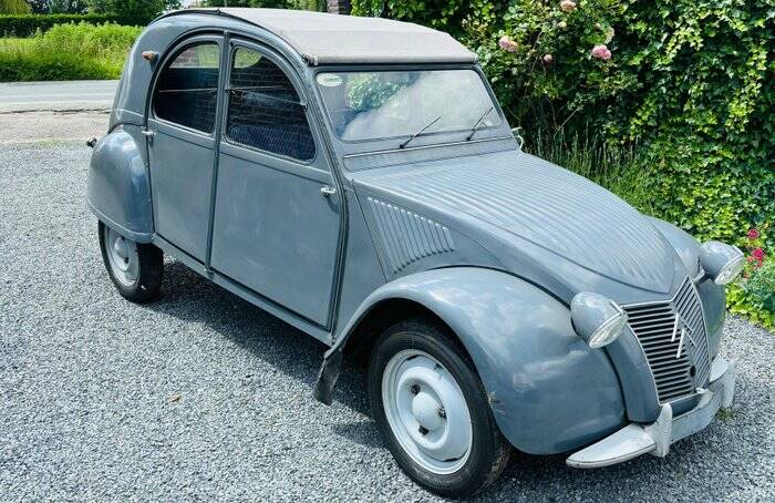 Immagine 1/4 di Citroën 2 CV  AZ (1955)