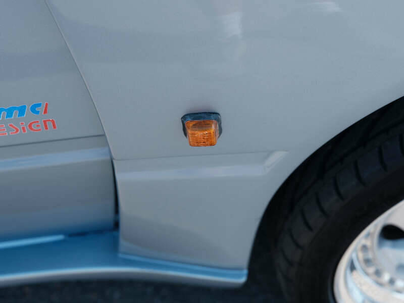 Image 33/50 of Peugeot 205 GTi 1.9 (1990)