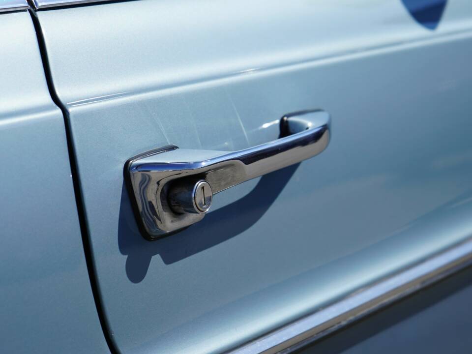 Bild 45/50 von Mercedes-Benz 300 SEL 6.3 (1972)
