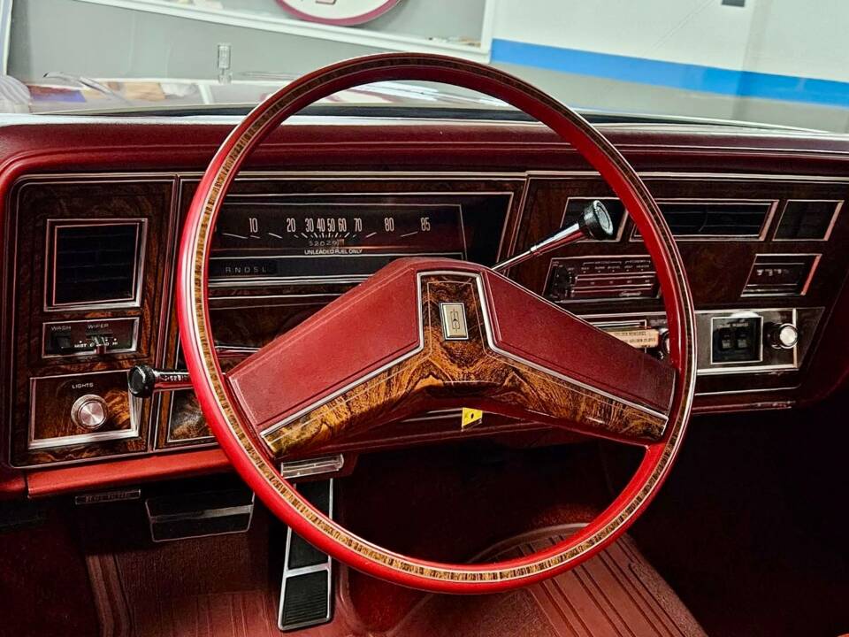 Immagine 12/20 di Oldsmobile Delta 88 Royale (1978)