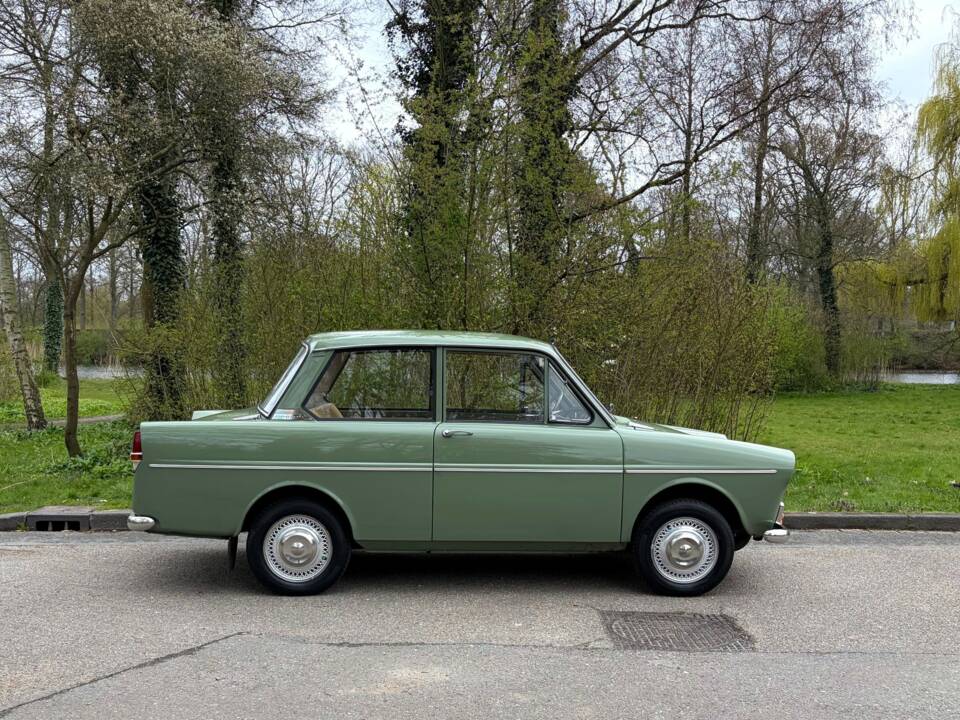 Image 4/13 of DAF Daffodil 31 (1964)