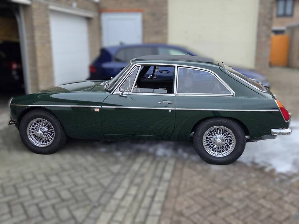 Afbeelding 5/8 van MG MGB GT (1975)