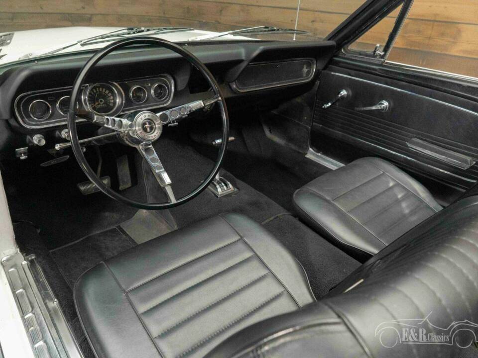 Imagen 2/19 de Ford Mustang 289 (1966)