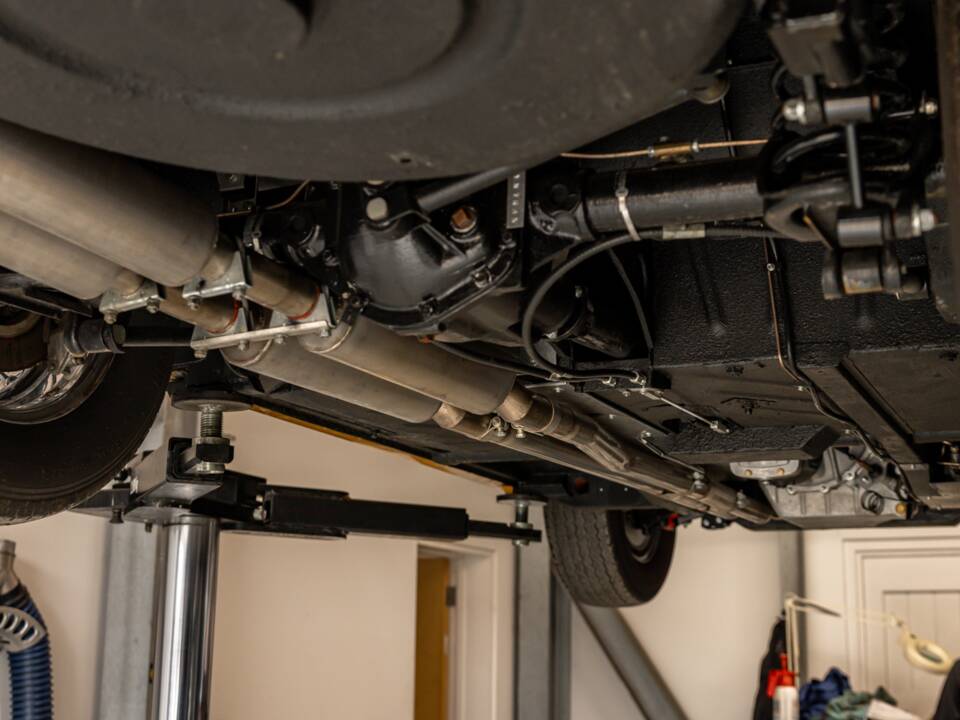 Bild 57/62 von Aston Martin DB 6 Mk II (1970)