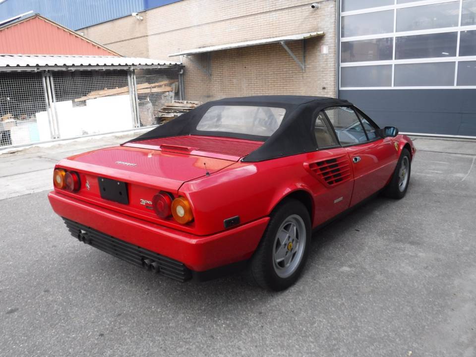 Afbeelding 46/50 van Ferrari Mondial 3.2 (1988)
