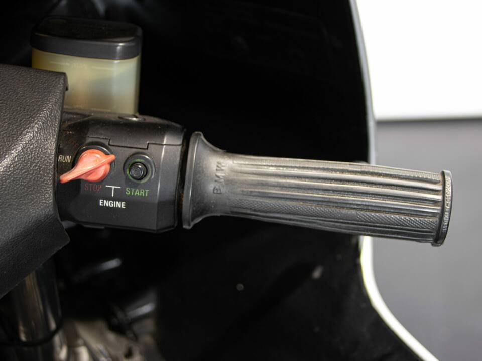 Imagen 50/50 de BMW R 100 RS (1981)