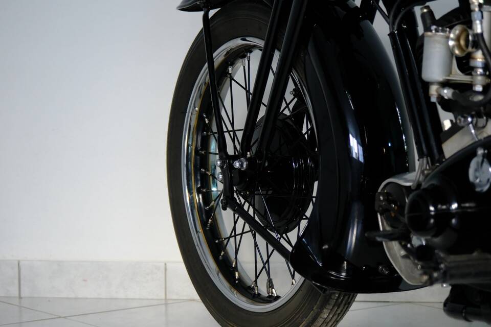 Immagine 64/89 di Brough-Superior SS 80 (1939)