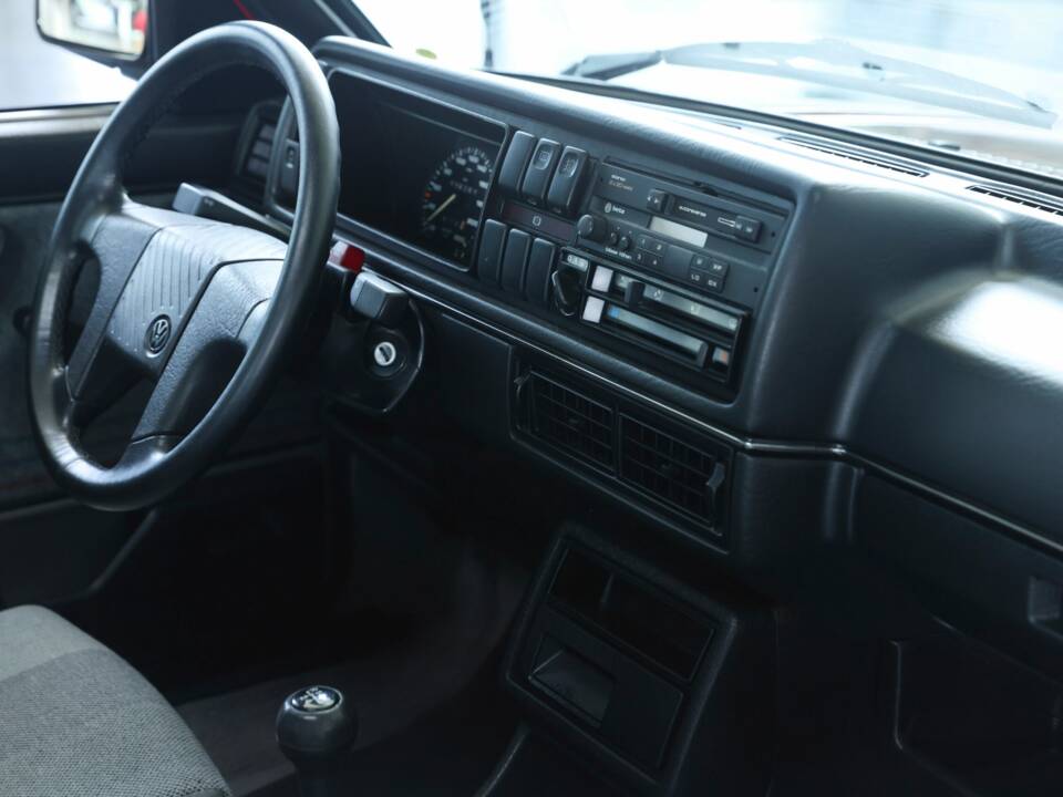 Afbeelding 25/50 van Volkswagen Golf Mk II Country Syncro 1.8 (1990)