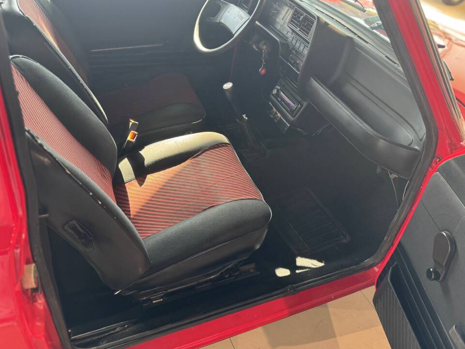 Bild 31/36 von SEAT Fura (1983)
