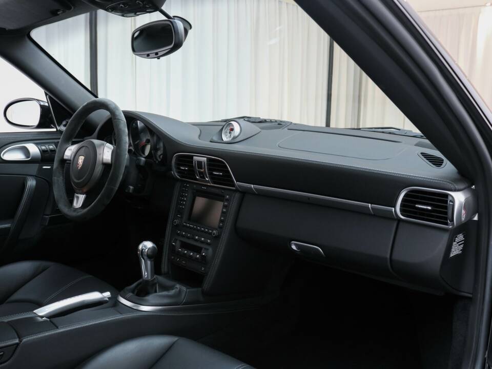 Image 8/20 of Porsche 911 Turbo (2008)