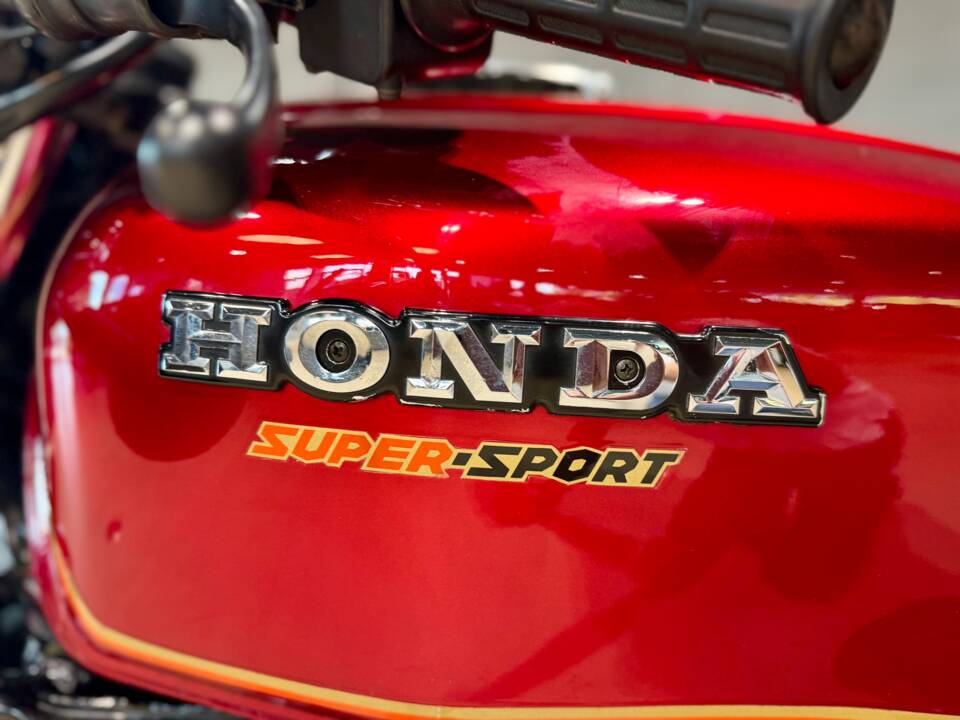 Image 16/34 of Honda DUMMY (1981)