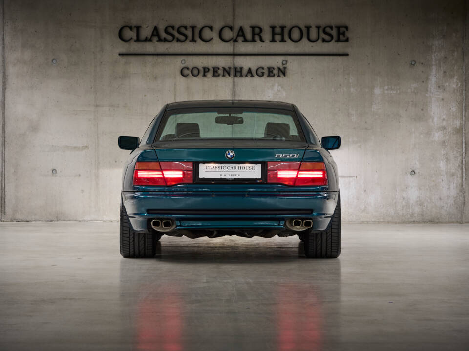 Image 9/81 de BMW 850i (1991)
