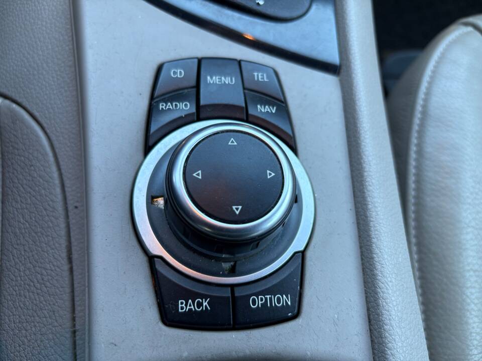 Image 16/37 de BMW 125i (2009)
