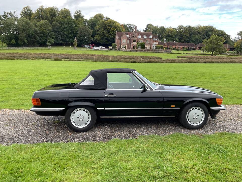Imagen 14/45 de Mercedes-Benz 300 SL (1988)
