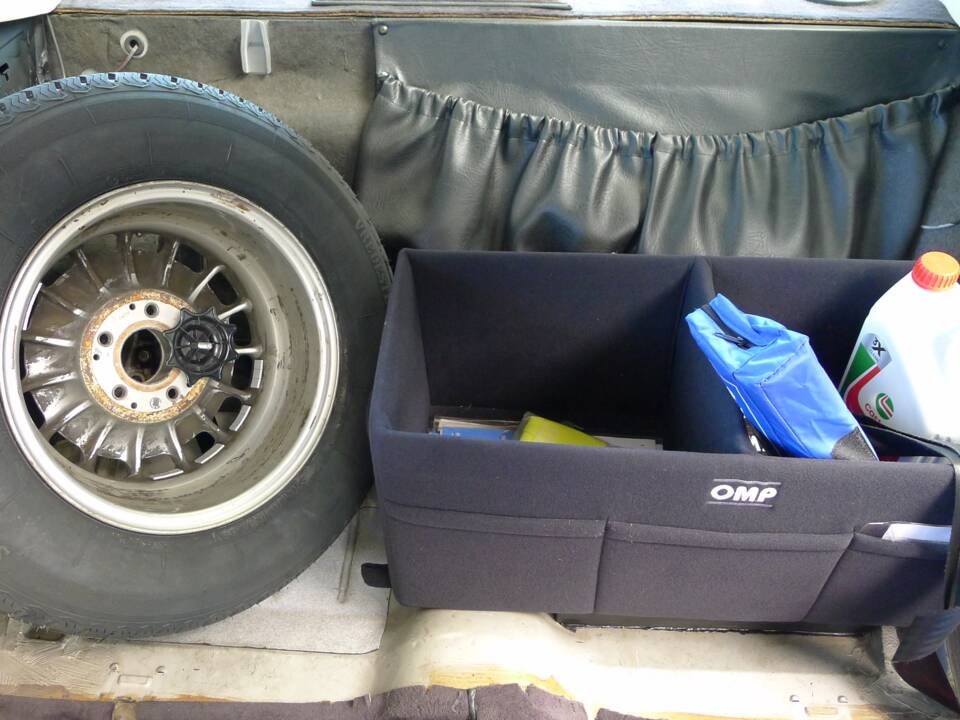 Image 8/37 of Mercedes-Benz 450 SLC 5,0 (1979)