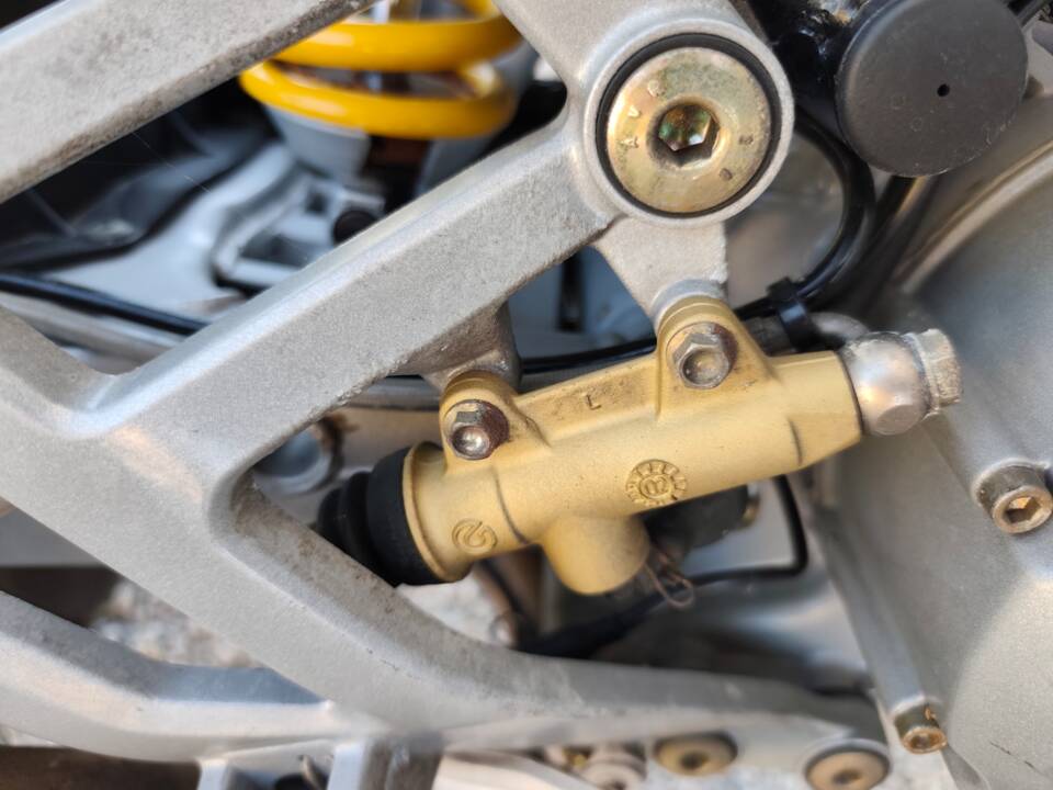 Immagine 18/50 di Ducati Monster 600 (2001)