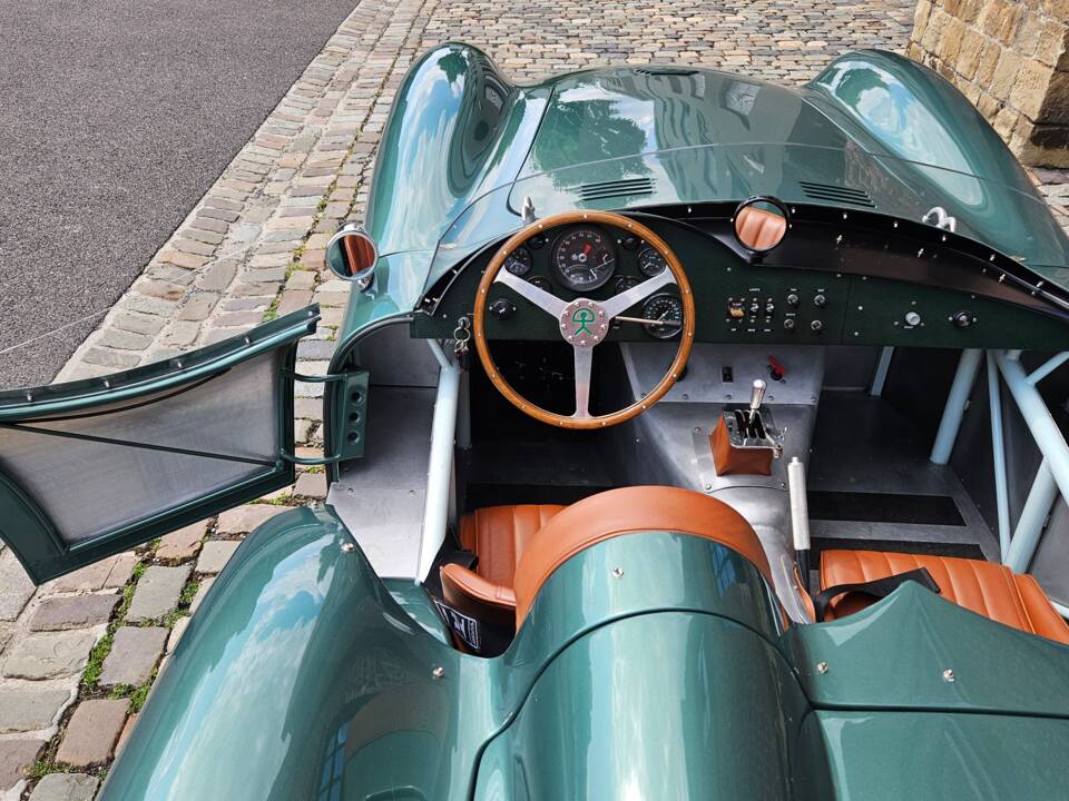 Image 30/65 de Aston Martin DBR1 (2018)