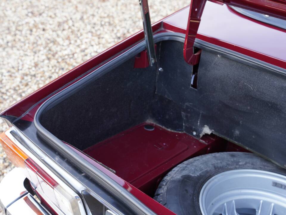 Bild 24/50 von Triumph TR 6 (1971)