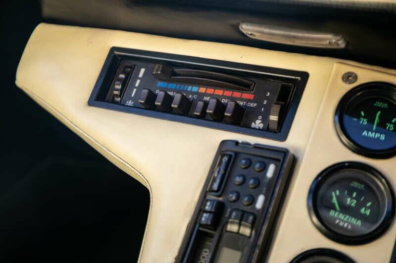 Immagine 24/50 di De Tomaso Pantera GT5 (1984)