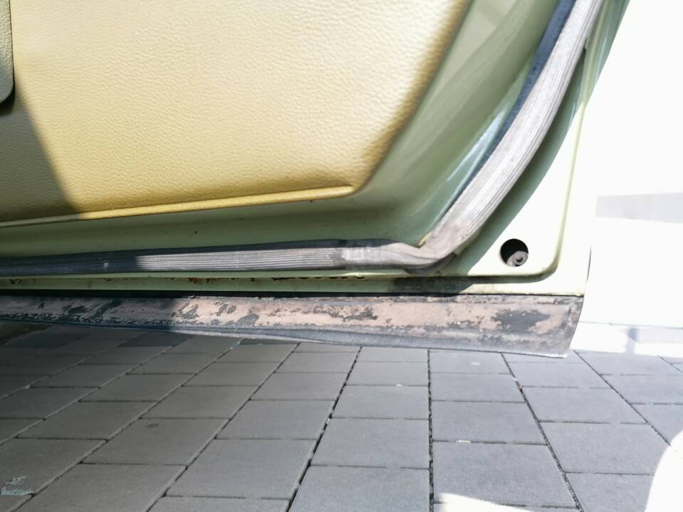 Immagine 48/55 di Mercedes-Benz 300 TD (1979)