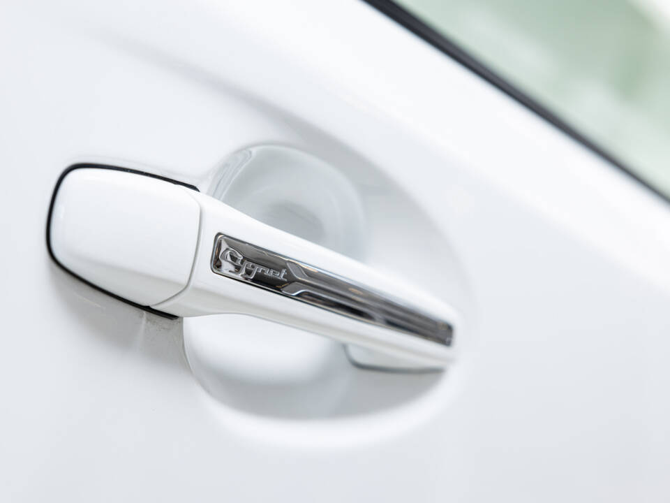 Bild 30/32 von Aston Martin Cygnet (2012)