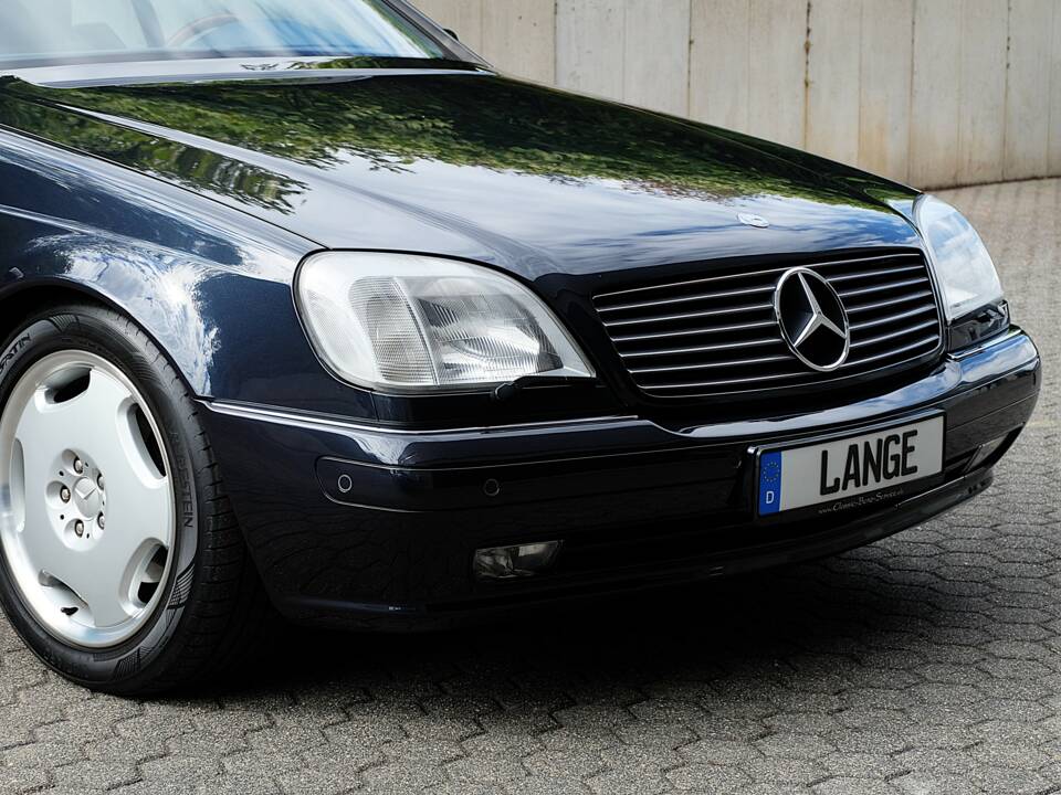 Image 2/70 de Mercedes-Benz CL 500 (1997)