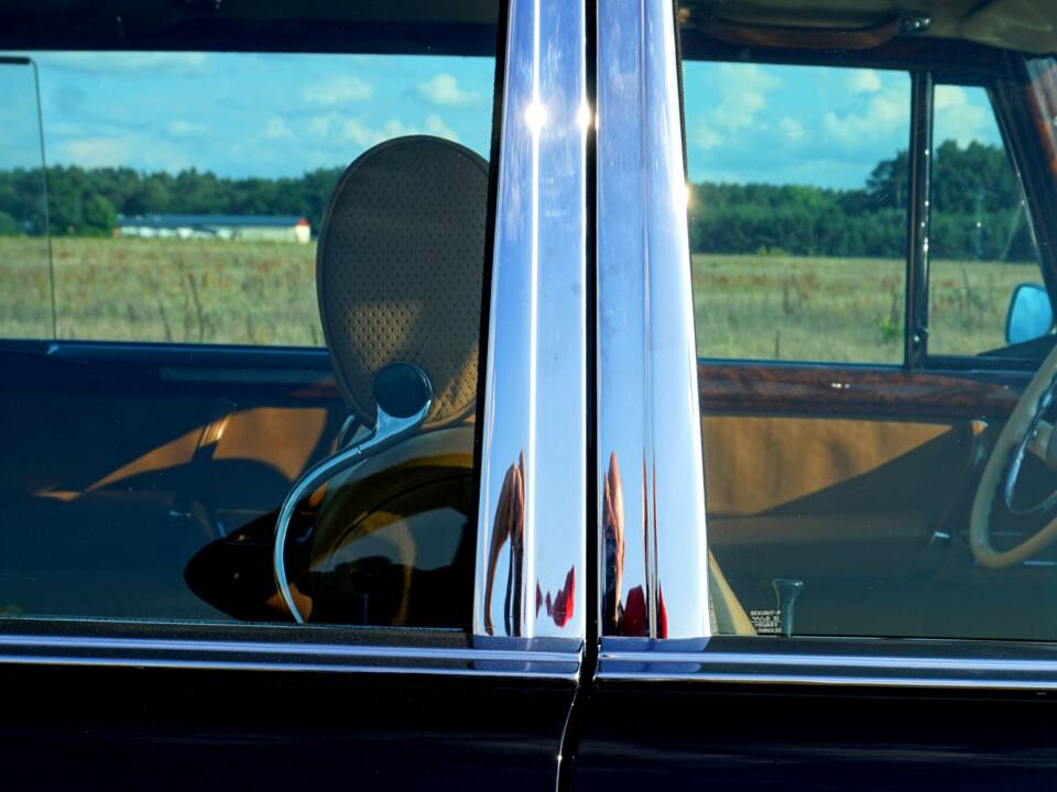 Image 17/78 of Mercedes-Benz 600 (1965)