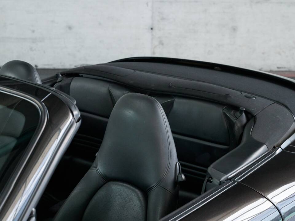 Bild 10/50 von Porsche 911 Carrera (1998)