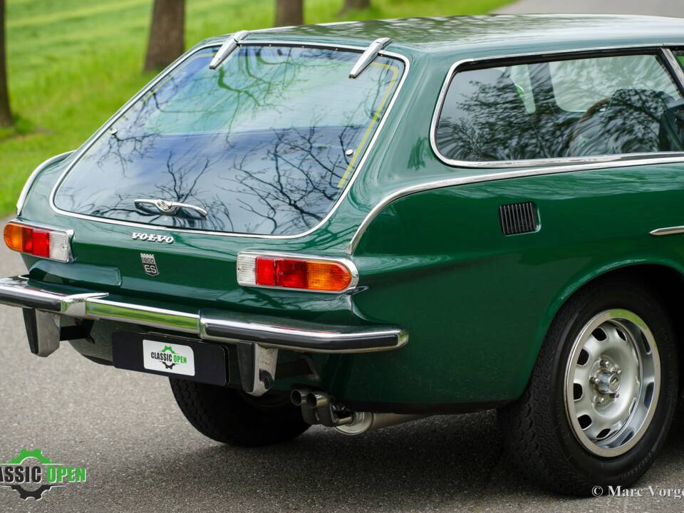 Image 25/34 of Volvo 1800 ES (1972)