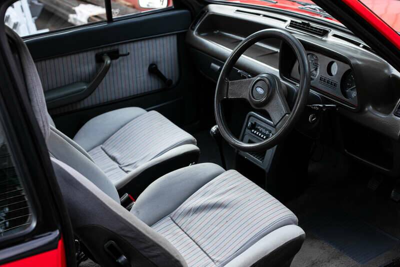 Image 2/50 of Ford Fiesta XR2 (1982)