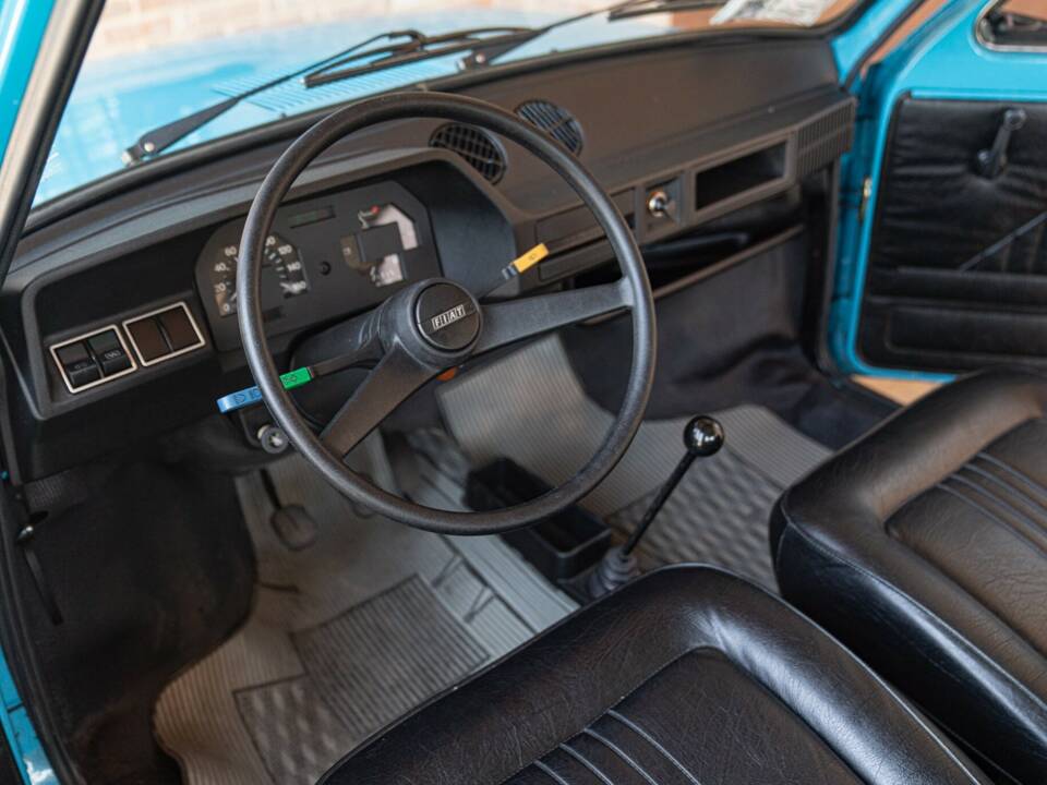 Immagine 44/50 di FIAT 127 (1977)