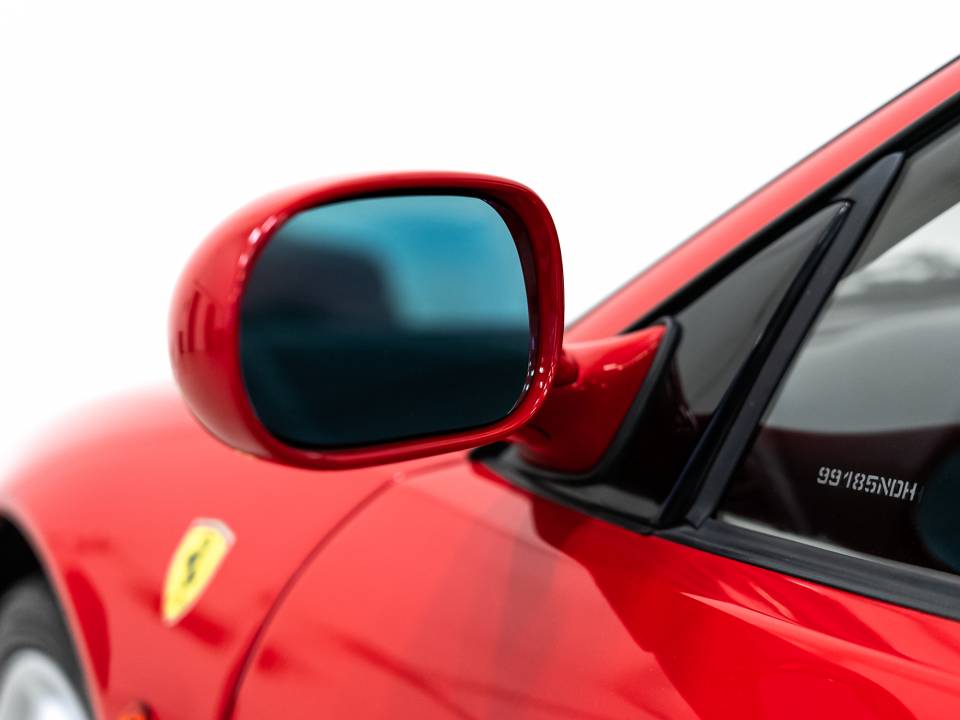 Image 31/50 of Ferrari F 355 Berlinetta (1994)