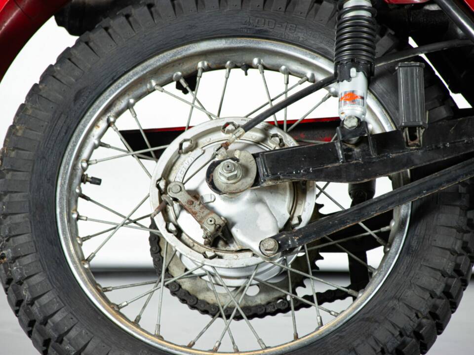 Bild 27/50 von Cagiva SX 350 (1980)