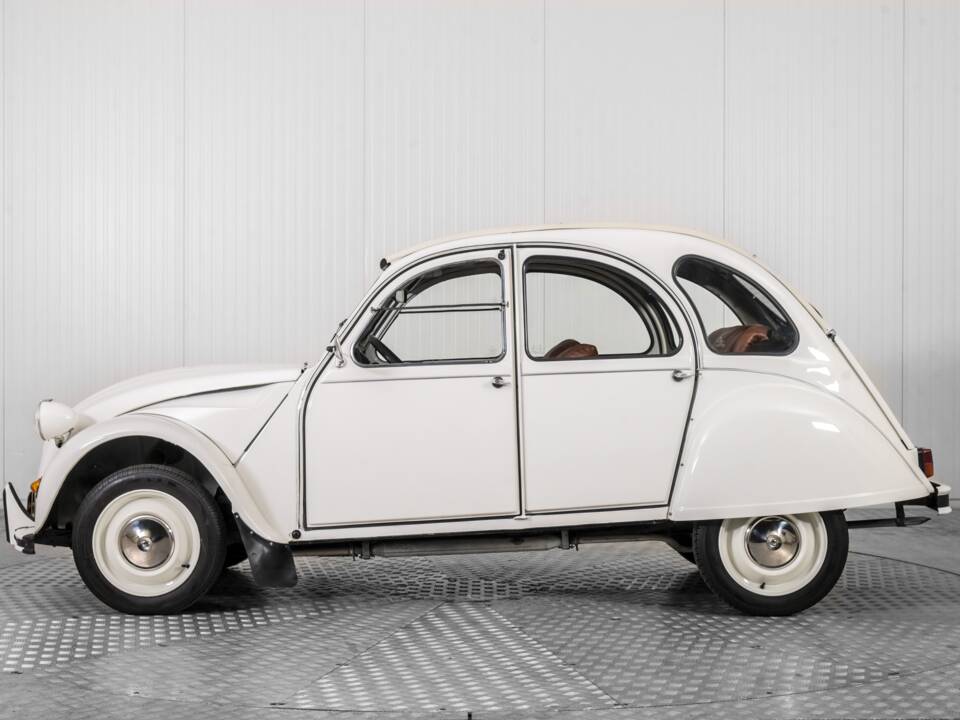 Bild 41/60 von Citroën 2 CV 6 Club (1989)