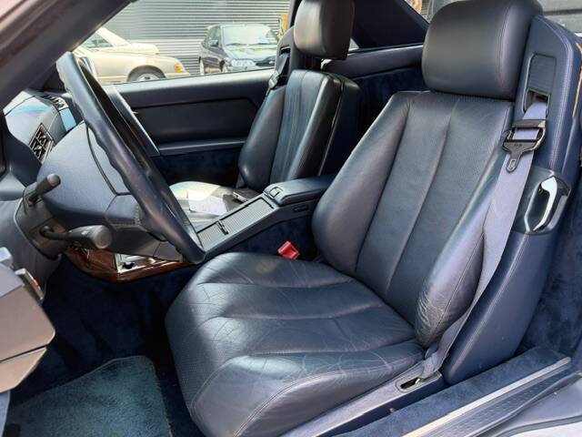 Image 10/20 of Mercedes-Benz 300 SL-24 (1992)