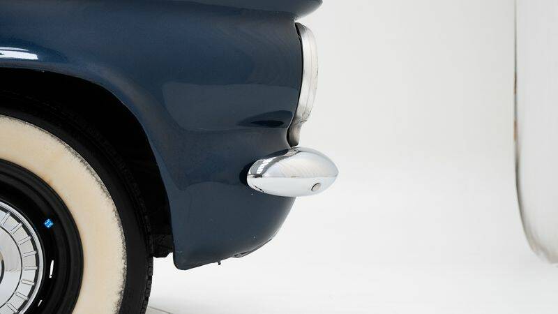 Image 12/15 of Chevrolet Corvair Monza Convertible (1964)