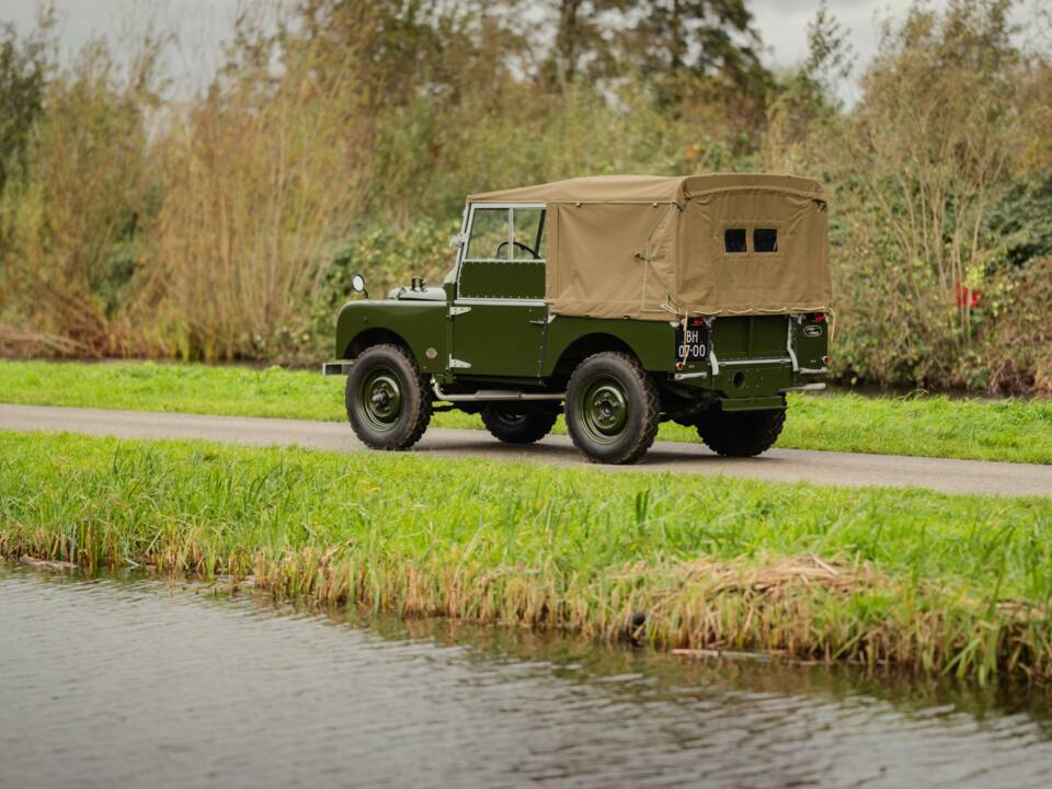 Image 13/50 of Land Rover 80 (1952)