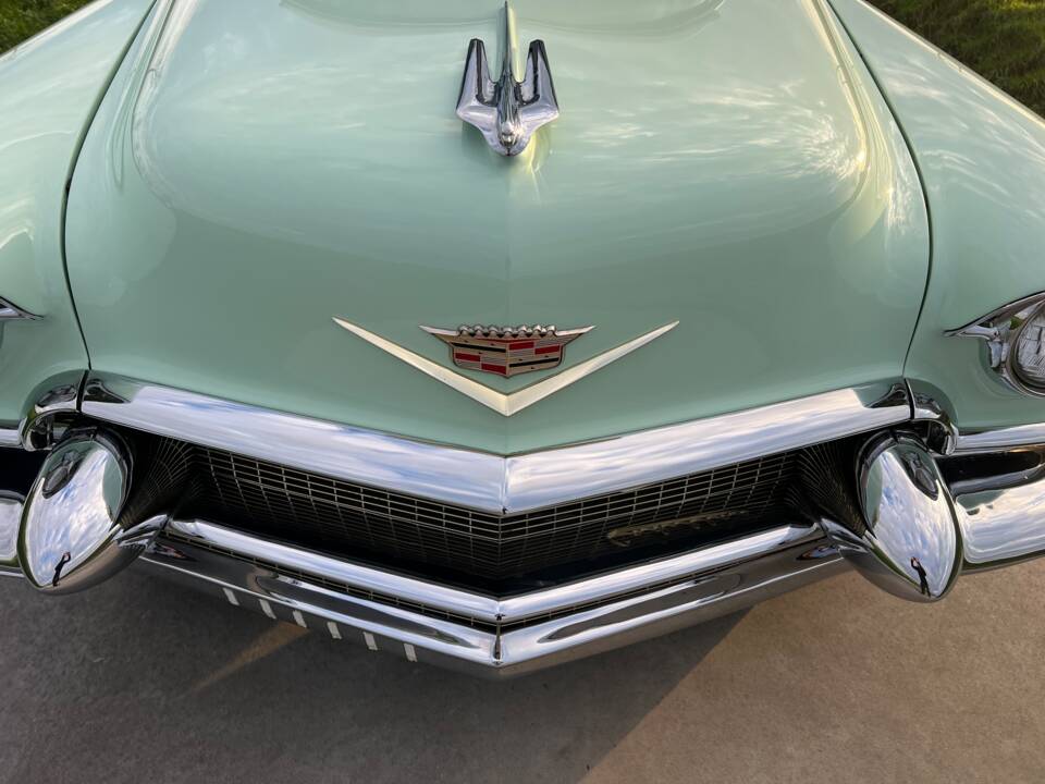 Image 13/83 of Cadillac 62 Convertible (1956)