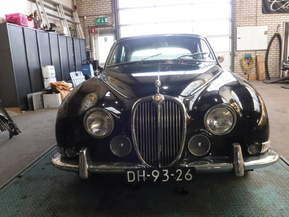 Bild 9/50 von Jaguar S-Type 3.8 (1964)