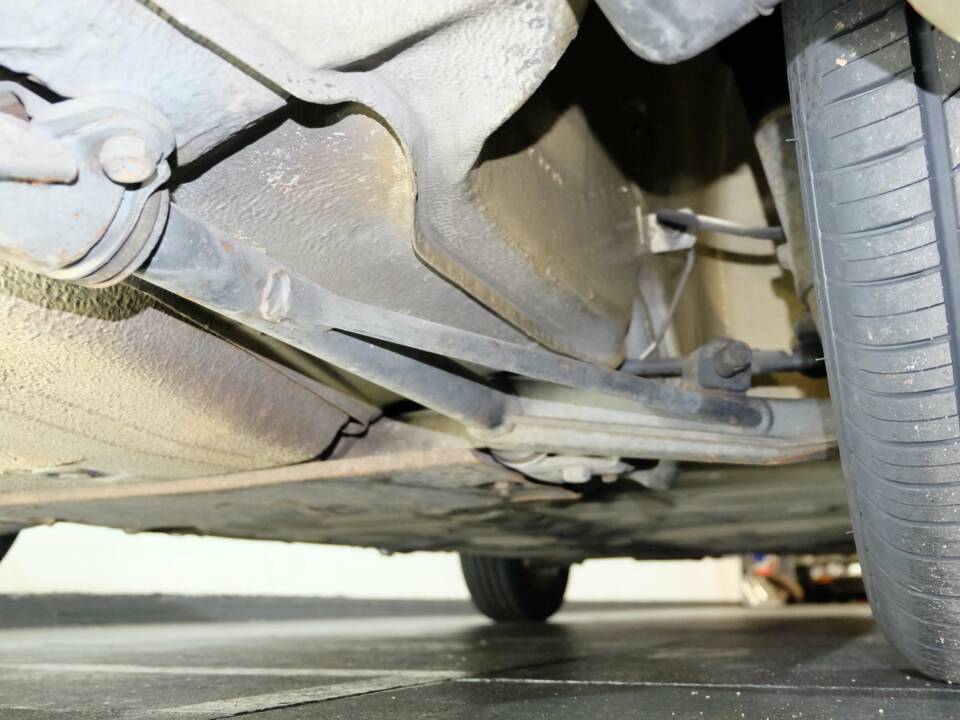 Bild 29/35 von Porsche 911 2.7 S (1975)