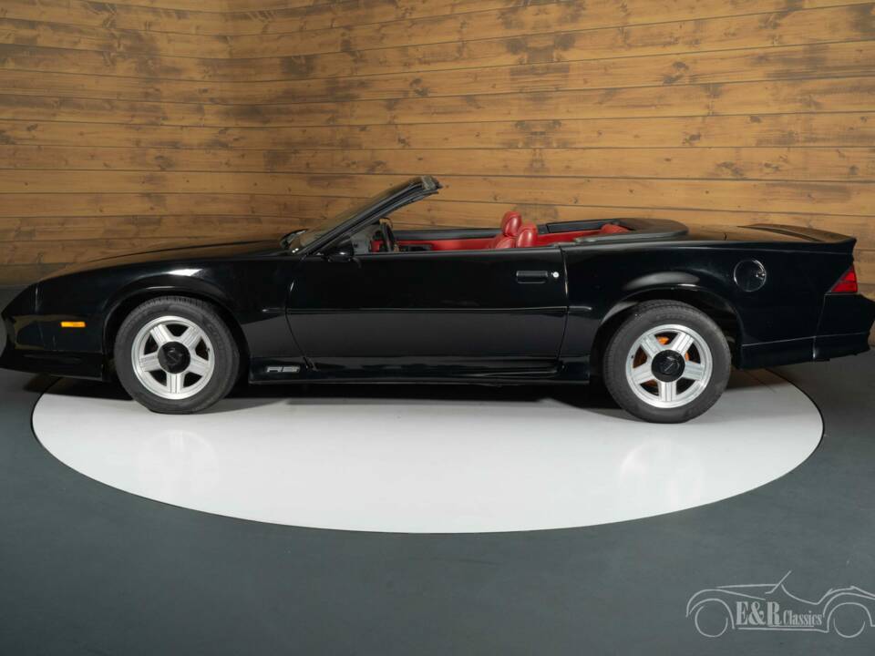 Imagen 8/8 de Chevrolet Camaro RS 191 (1991)