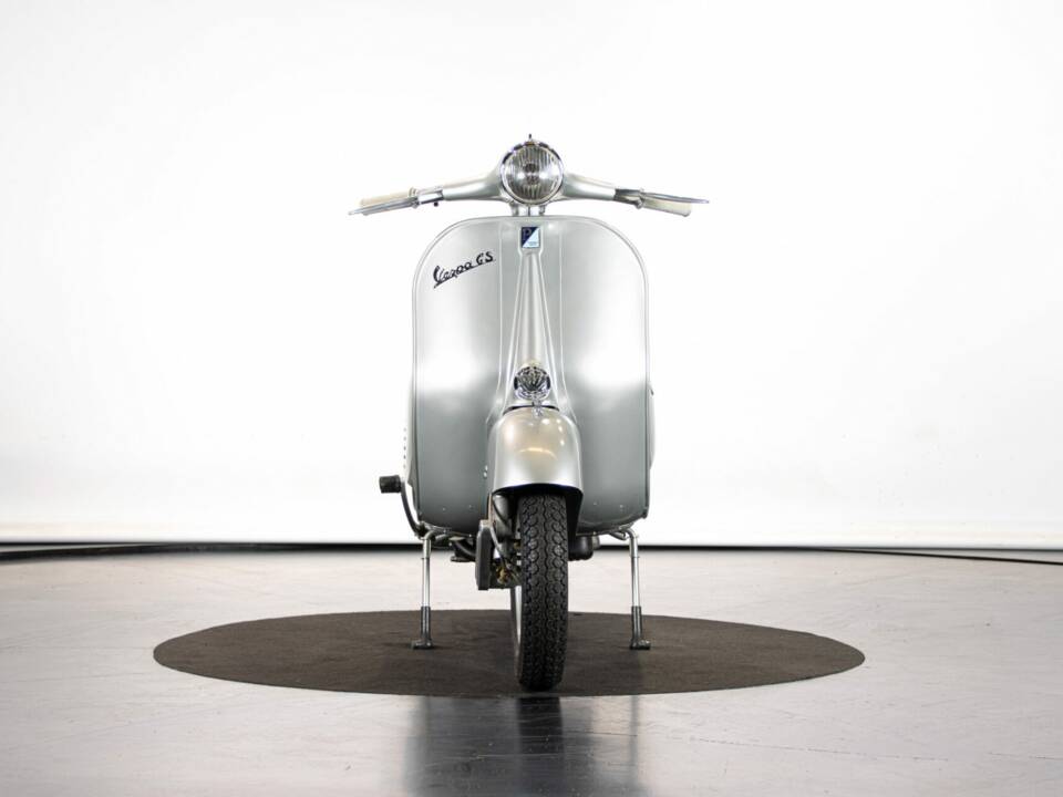 Bild 7/50 von Piaggio Vespa 150 GS (1958)