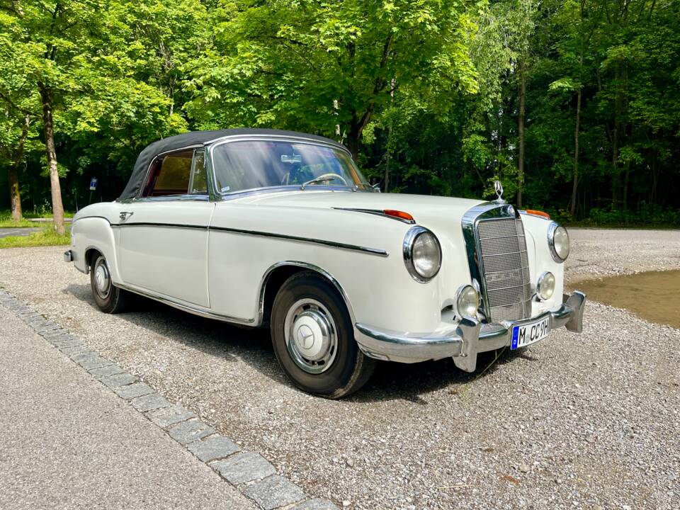 Bild 5/55 von Mercedes-Benz 220 S Cabriolet (1957)