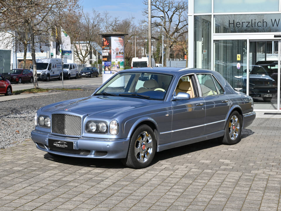 Image 16/29 of Bentley Arnage Le Mans (2001)