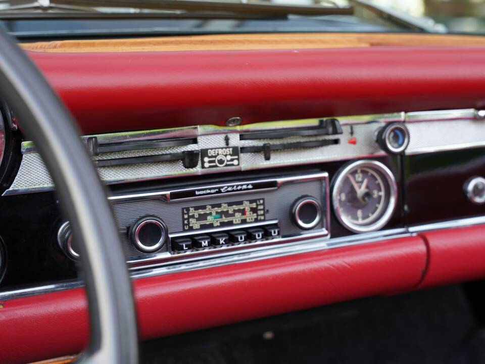 Imagen 47/50 de Mercedes-Benz 280 SL (1969)