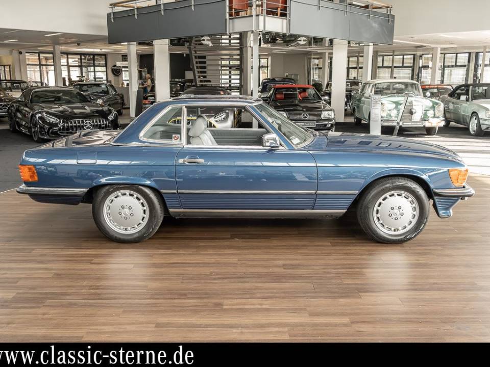 Immagine 5/15 di Mercedes-Benz 560 SL (1986)