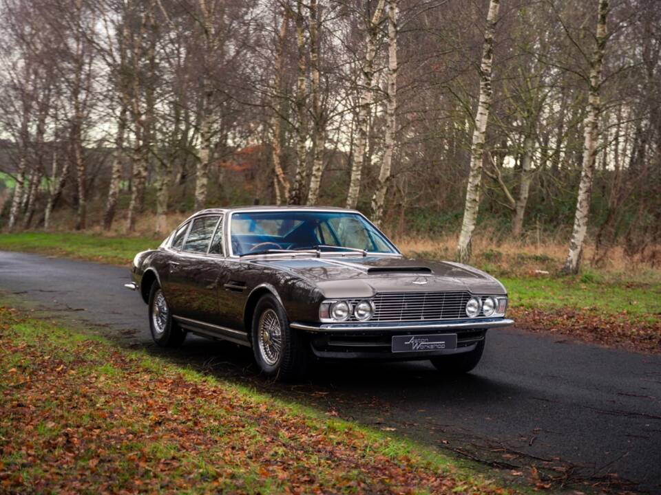 Image 56/63 de Aston Martin DBS (1968)