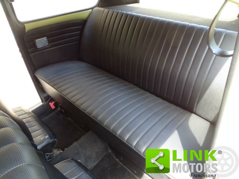 Image 6/10 of Volkswagen Beetle 1302 (1971)