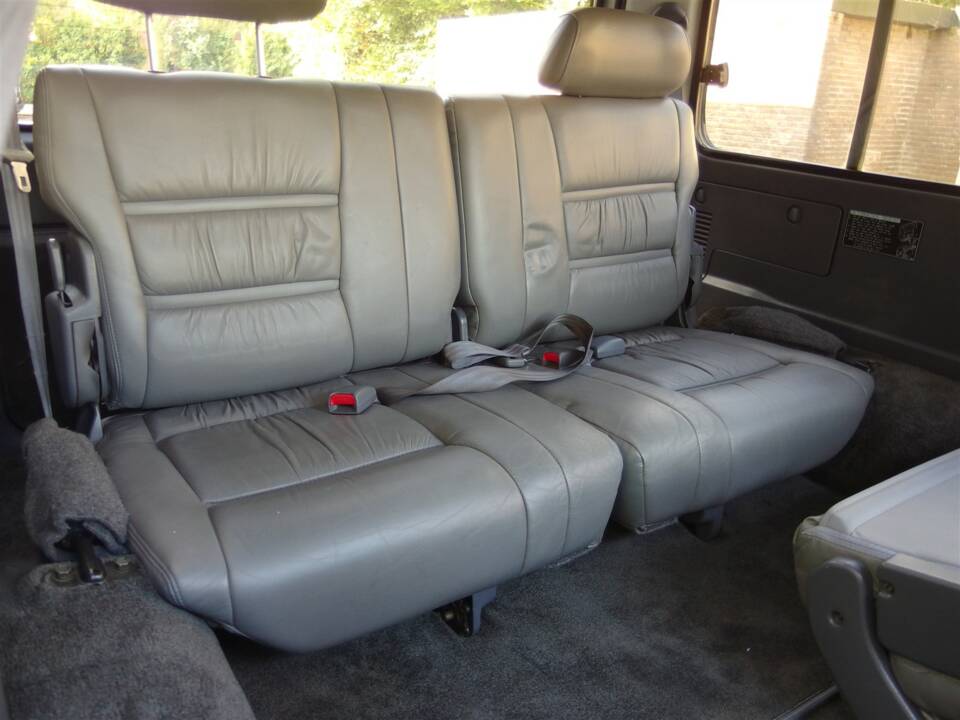 Image 69/99 de Toyota Land Cruiser J80 (1994)