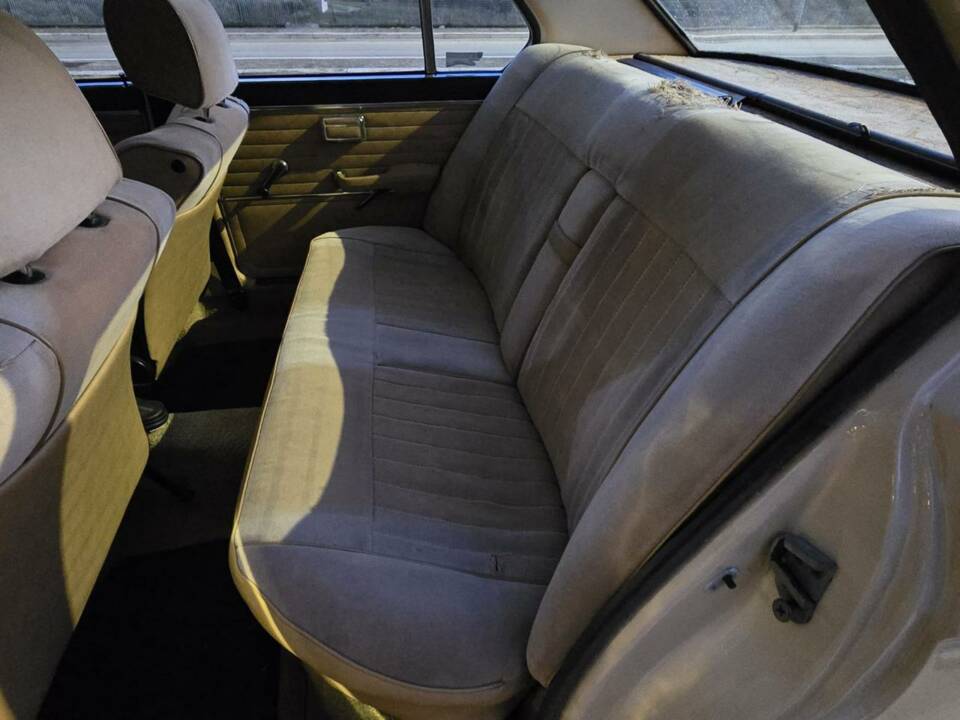 Afbeelding 6/50 van BMW 525 (1975)